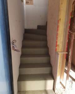 Escalier intérieur béton