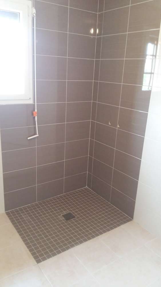 Faïence, pose de douche